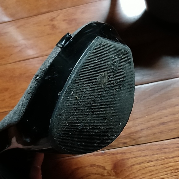 Zuka Grey Heels - Picture 3 of 3